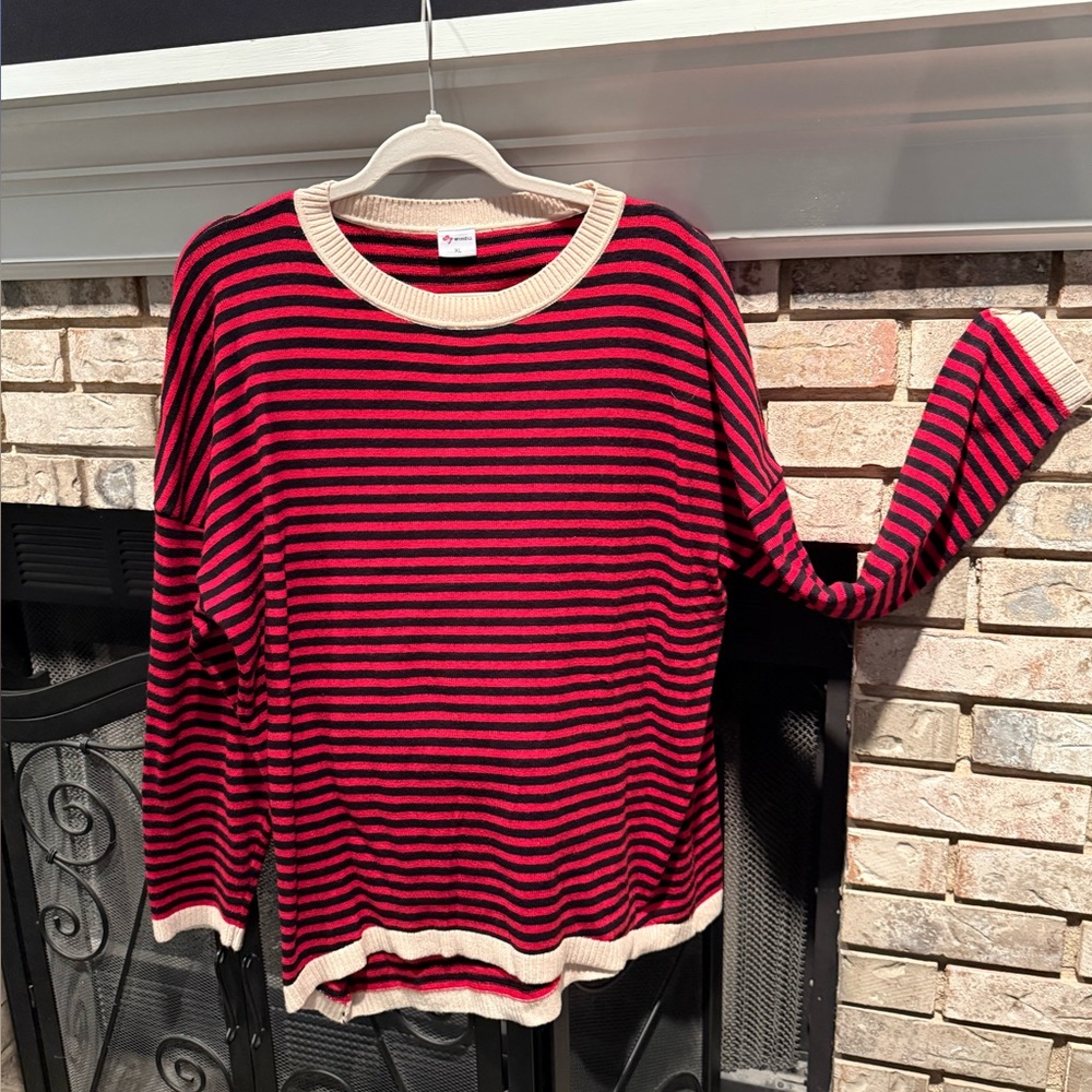 Long sleeve stripe crew neck knit sweater, hot pink/black, size XLarge, EUC